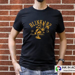 Blink 182 T-shirt College Mascot Best T-shirt