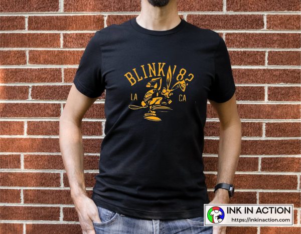 Blink 182 T-shirt College Mascot Best T-shirt