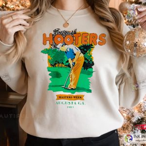 Hooters Sweatshirt 90s Golf Vintage Sweathirt Graphic Sweatshirt Best Gift 3