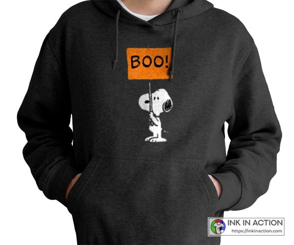 Peanuts Halloween Snoopy Boo Essential T-Shirt