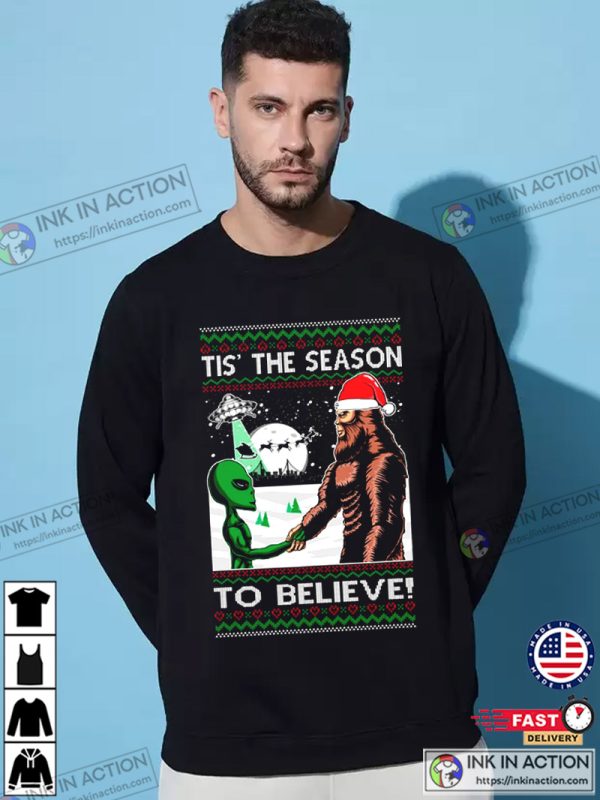 Bigfoot Tis’ The Season to Believe in Conspiracies Aliens Ufo Ugly Christmas Sweater Men’s Graphic