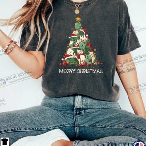 Funny Christmas Cat Shirt Cute Christmas Tee Holiday Graphic