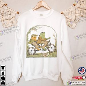 Frog And Toad Crewneck Sweatshirt Vintage Classic Book Sweatshirt Cottagecore Aesthetic 5