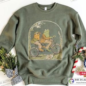 Frog and Toad Unisex Sweatshirt Vintage Classic Book Sweatshirt Cottagecore Aesthetic 4