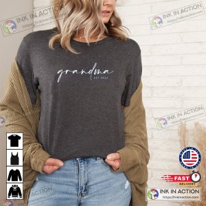Grandma Established Tshirt Mothers Day Gift Minimalist Grandma Tshirt 3