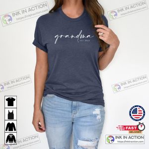 Grandma Established Tshirt Mothers Day Gift Minimalist Grandma Tshirt 4