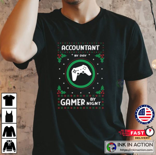 Ugly accountant by day gamer by night Merry Christmas 2022 T-shirt