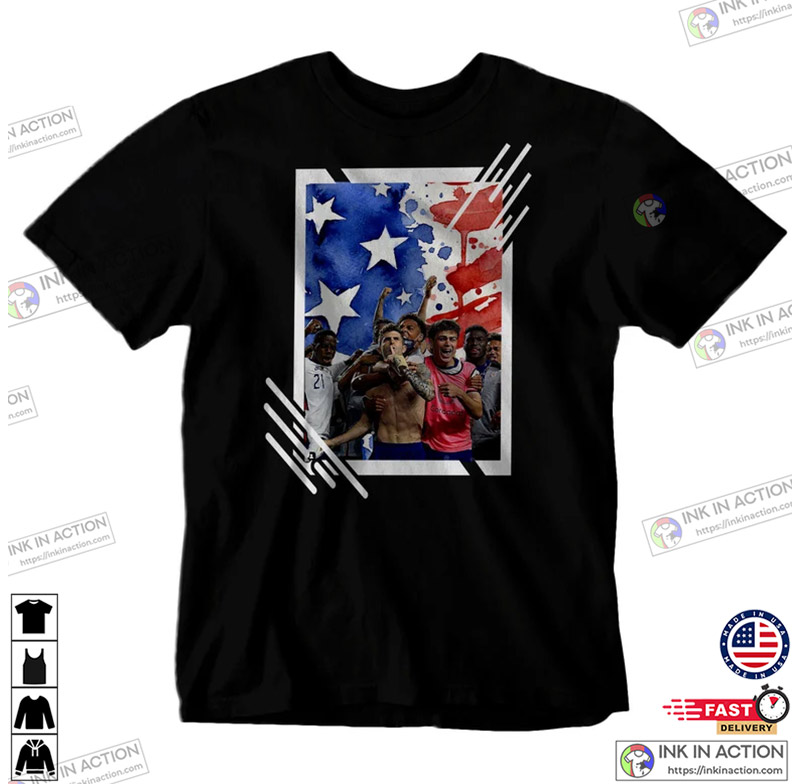 USA Pulisic Soccer Celebration Frame Art T-shirt