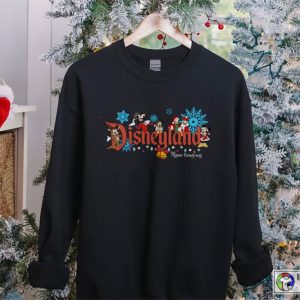 X mas Disneyland Merry Christmas Sweatshirt Mickey And Friends Christmas Disney Christmas Family 1
