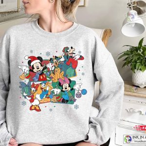 X mas Mickey And Friends Christmas Mickey Minnie Donald Daisy Vintage Disney Chritmas Sweater 2