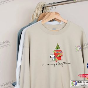 Snoopy Christmas Dog House Merry & Bright Sweatshirt Christmas Holiday Sweater 4
