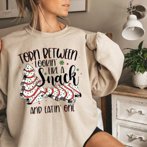 20+ Christmas Tree Cake Sweatshirt