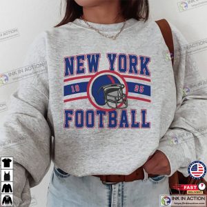 New York Giants Helmet Vintage Football Sweatshirt