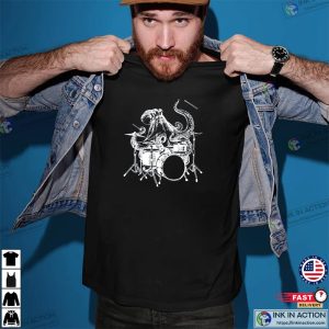 Octopus Playing Drums Animal Lover T-Shirt