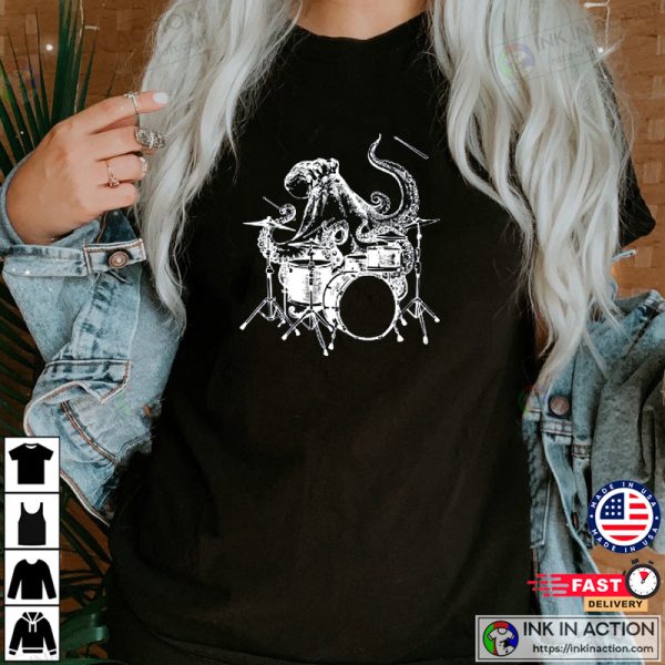 Octopus Playing Drums Animal Lover T-Shirt