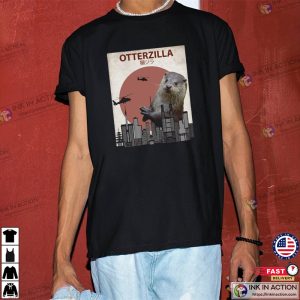 Otterzilla Giant Otter Monster Essential T Shirt 1