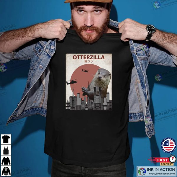 Otterzilla Giant Otter Monster Essential T-Shirt