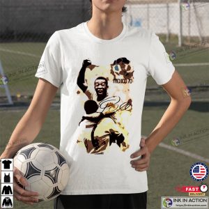 Brazilian Soccer Legend, Pele Mundial Footballer Mexico 70 Unisex T-shirt