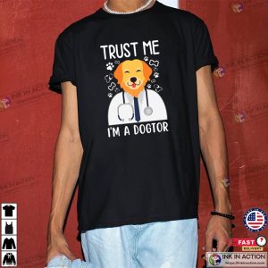 trust me im a dogtor Essential T Shirt 1