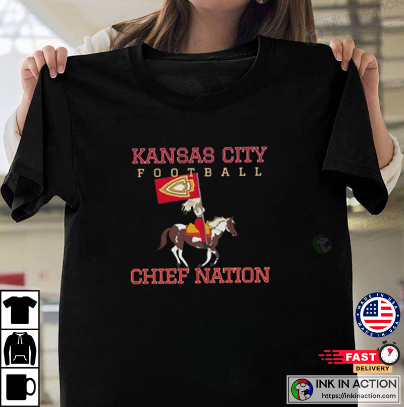 Women's G-III 4Her by Carl Banks Red Kansas City Chiefs Dot Print V-Neck Fitted T-Shirt Size: Large