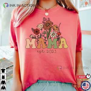 Retro Mama Est Shirt Custom Mama Shirt Gift for mom 1
