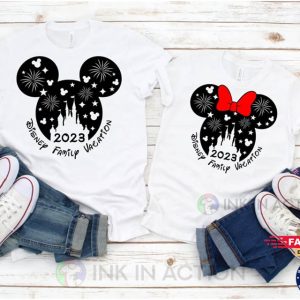 Mickey Mouse And Minnie Mouse Head With Castle And Fireworks T-shirt