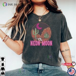 Neon Moon Vintage Music Country shirt 4 Ink In Action