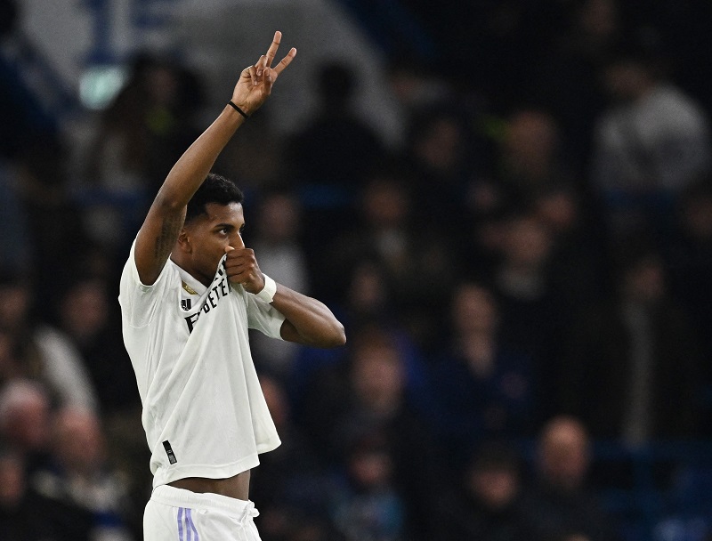 Rodrygo double eases Real Madrid into semi finals