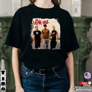 Blink-182 World Tour 20232024 Unisex T-shirt