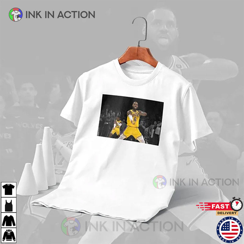 Lebron James Dunking 6 Lakers T-Shirt - Ink In Action