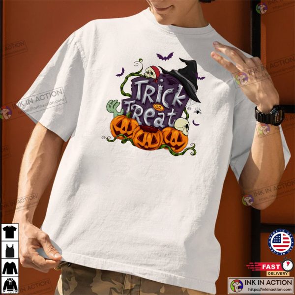 Vintage Trick Or Treat Halloween Pumpkin T-Shirt