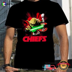 Kansas city Chiefs master yoda art T shirt 3