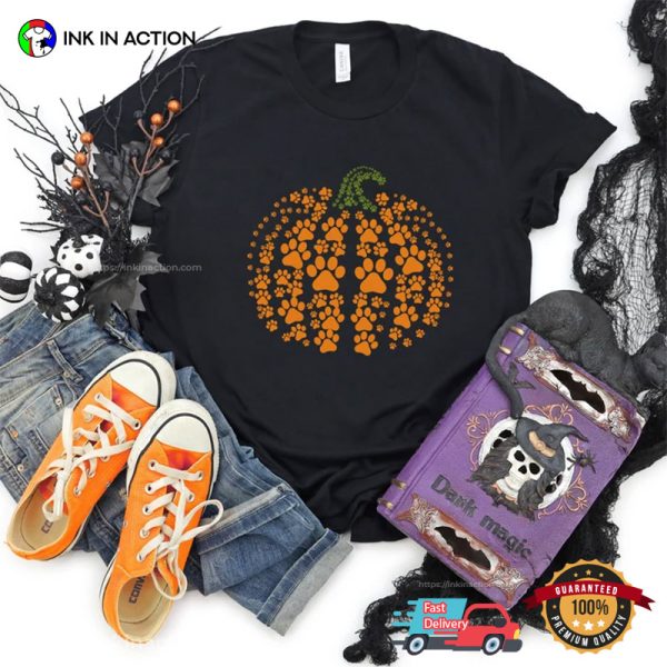 Dog Foot Prints Pumpkin Happy Thanksgiving And Christmas Shirt