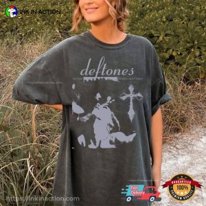 Saturday Night Wrist Owl Deftones Vintage T-shirt