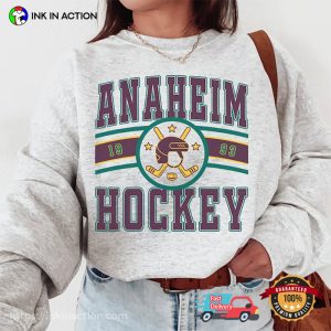 Vintage Anaheim Duck Ice Hockey T-Shirt