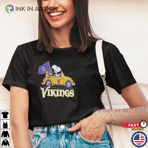 Minnesota Vikings Snoopy Cartoon Sports T Shirt 3