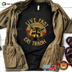 Raccoon Sunset Eat Trash, Retro Live Fast Eat Trash T-shirt