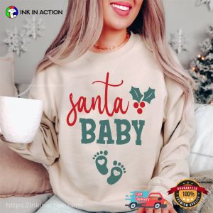 Santa Baby Is Coming Xmas Pregnancy Announcement T-shirt
