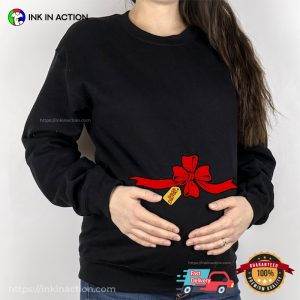 Special Delivery Chirstmas Pregnant Gift Tee