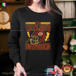 Go Taylor's Boyfriend Travis Kelce Funny Football T Shirt 1