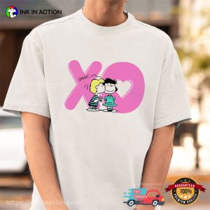 XO Schroeder Kiss Lucy Peanuts Snoopy Valentine Day Tee