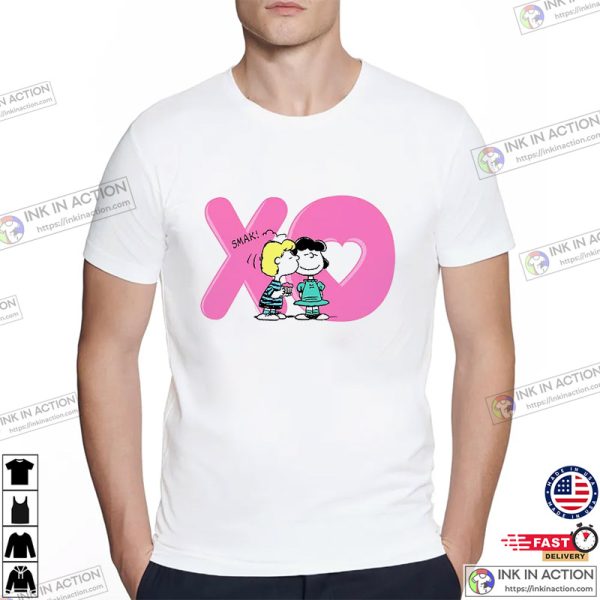 XO Schroeder Kiss Lucy Peanuts Snoopy Valentine Day Tee