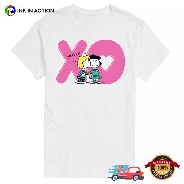 XO Schroeder Kiss Lucy Peanuts Snoopy Valentine Day Tee