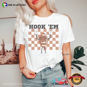 Hook Em University Of Texas Football Vintage T-shirt
