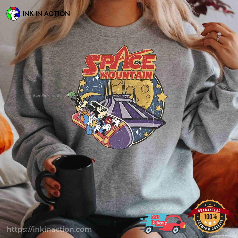 90's Disney Space Mountain Retro Vintage T-shirt