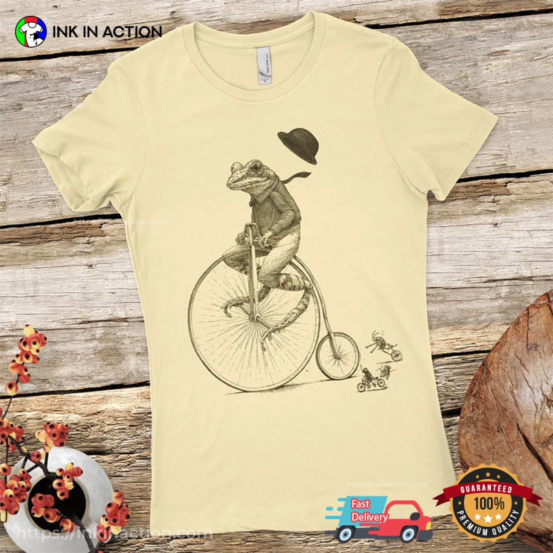 Frog And Cricket On Bike Funny Cycling T-shirts
