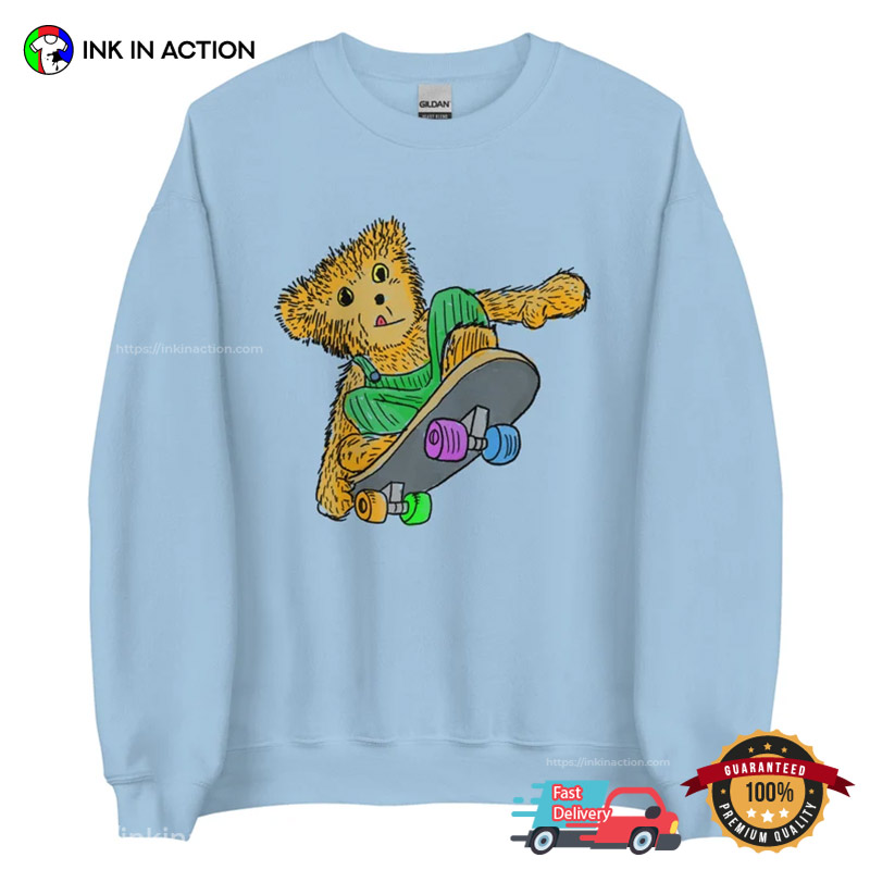 Skateboarding bear Funny Skateboard Tee Shirts Skateboarding bear Funny Skateboard Tee Shirts