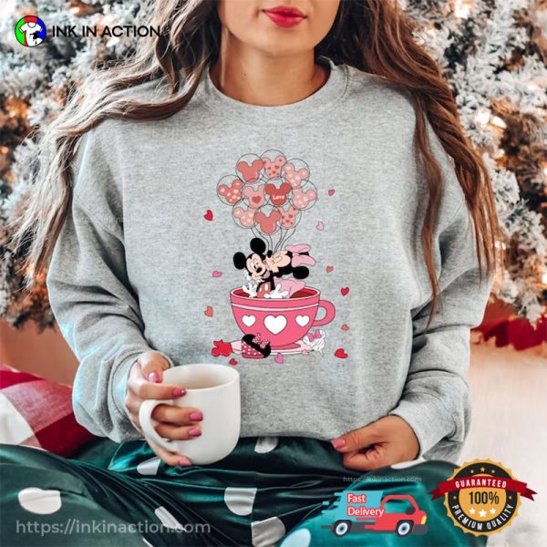 Valentines Day Mickey And Minnie Mouse Disney Love T-Shirt