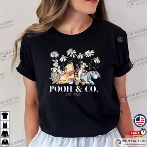 Vintage Winnie The Pooh & Co EST 1926 Disney T-Shirt