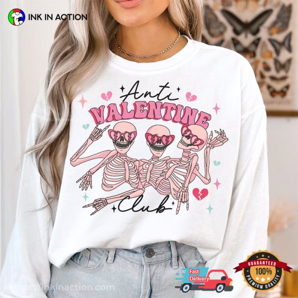 Anti Valentine Club Funny Skeletons T-Shirt